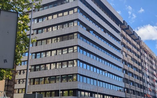 Alquiler de oficina privada en Calle de Orense